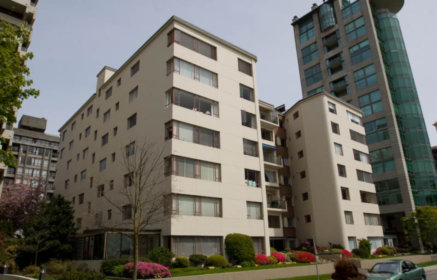 Image of Beach Tower House Apartments (Complete)